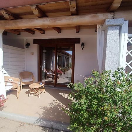 Case Vacanze Nioleo - Apartments And Pool Siniscola Ngoại thất bức ảnh