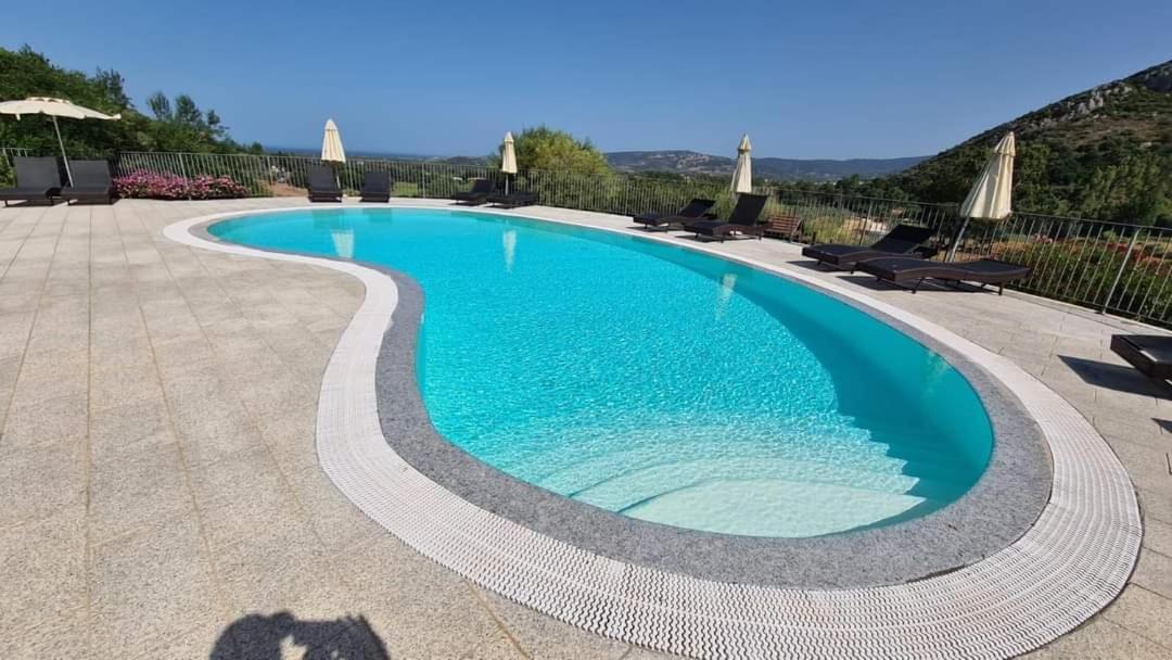 Case Vacanze Nioleo - Apartments And Pool Siniscola Ngoại thất bức ảnh