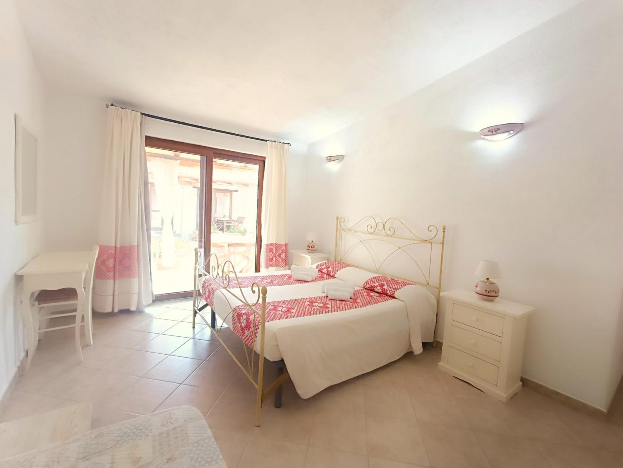 Case Vacanze Nioleo - Apartments And Pool Siniscola Ngoại thất bức ảnh