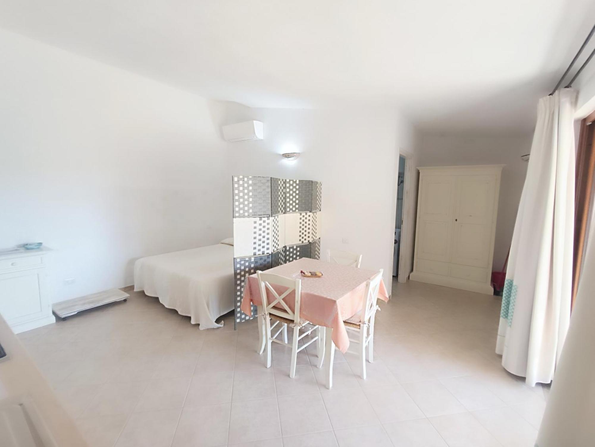 Case Vacanze Nioleo - Apartments And Pool Siniscola Ngoại thất bức ảnh