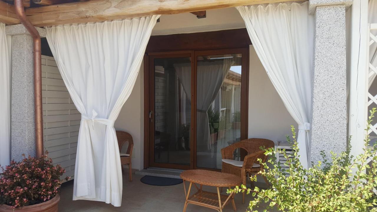Case Vacanze Nioleo - Apartments And Pool Siniscola Ngoại thất bức ảnh